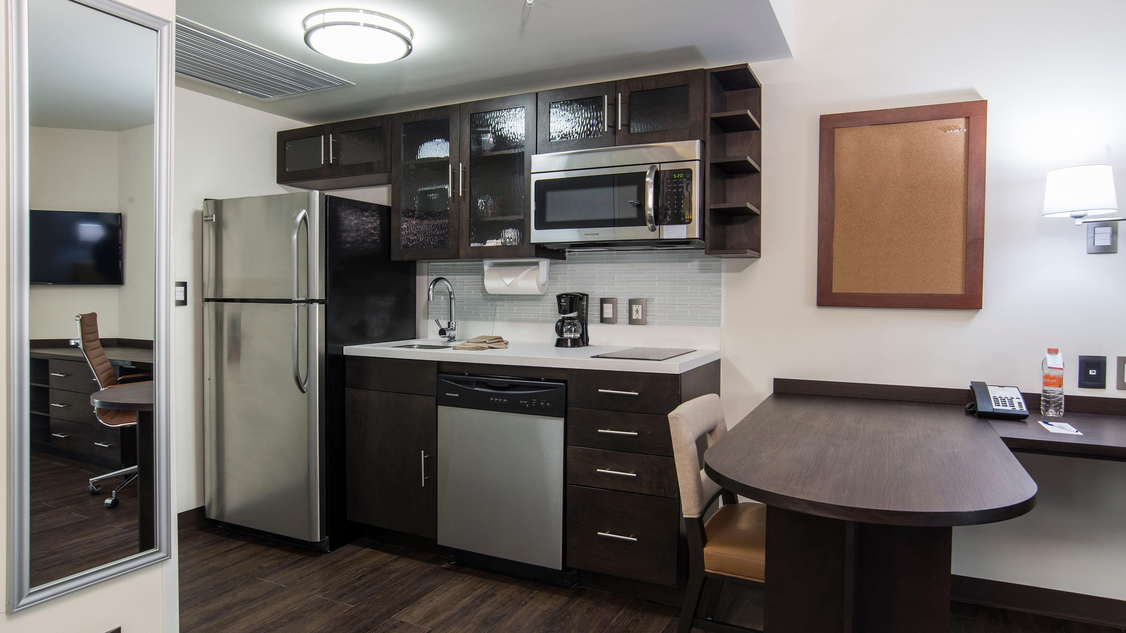 Candlewood Suites Celaya Celaya  Eksteriør billede