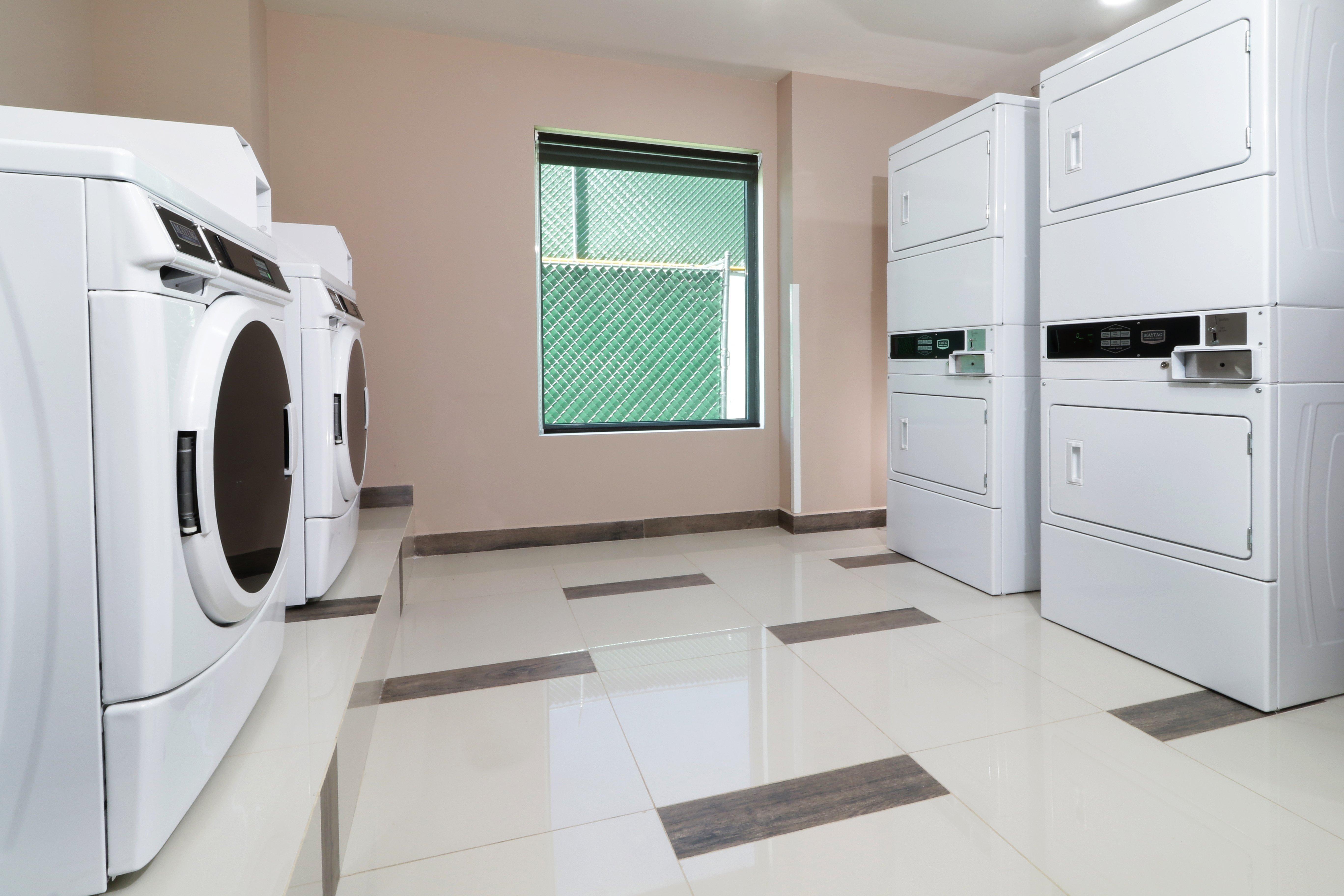 Candlewood Suites Celaya Celaya  Eksteriør billede