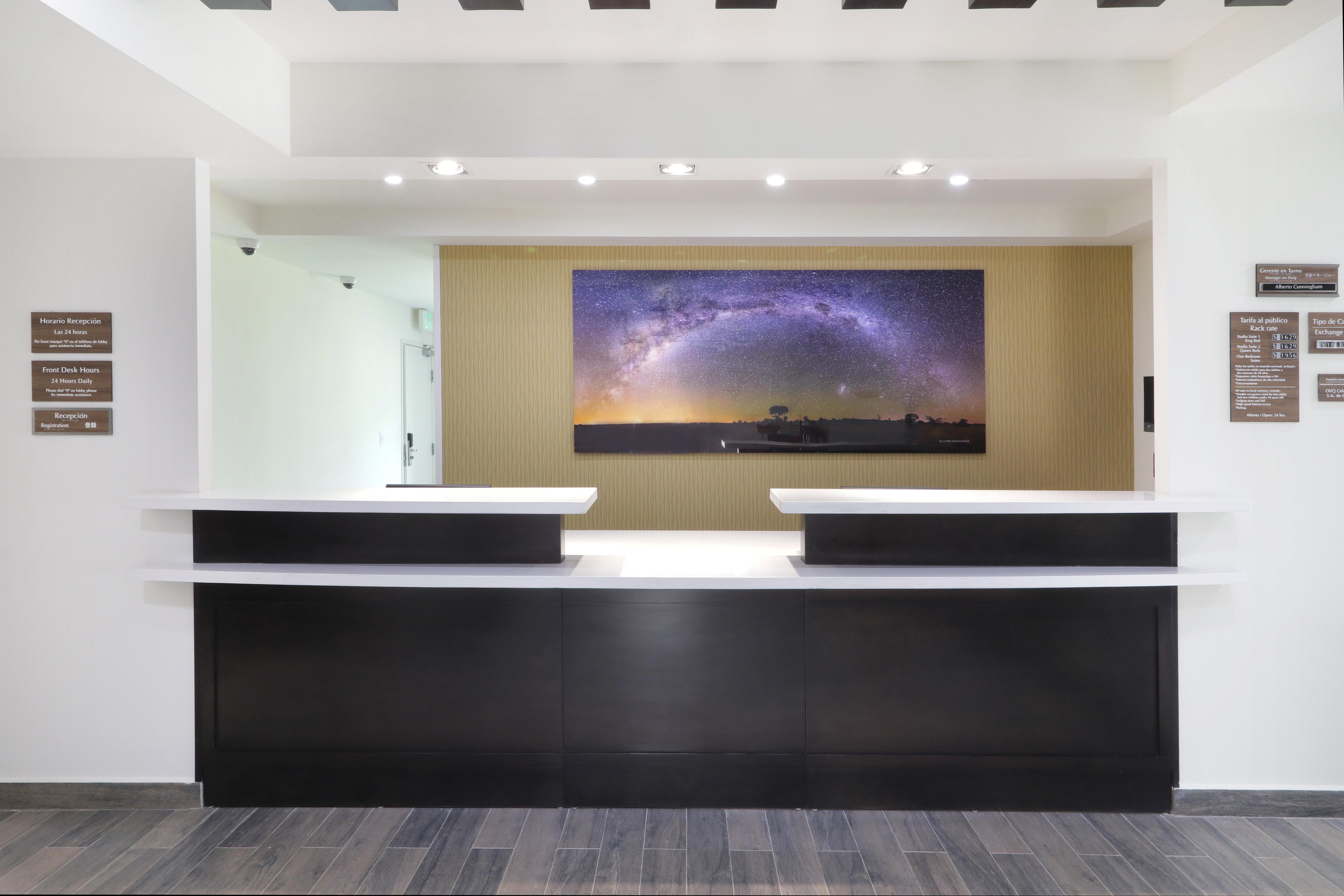 Candlewood Suites Celaya Celaya  Eksteriør billede