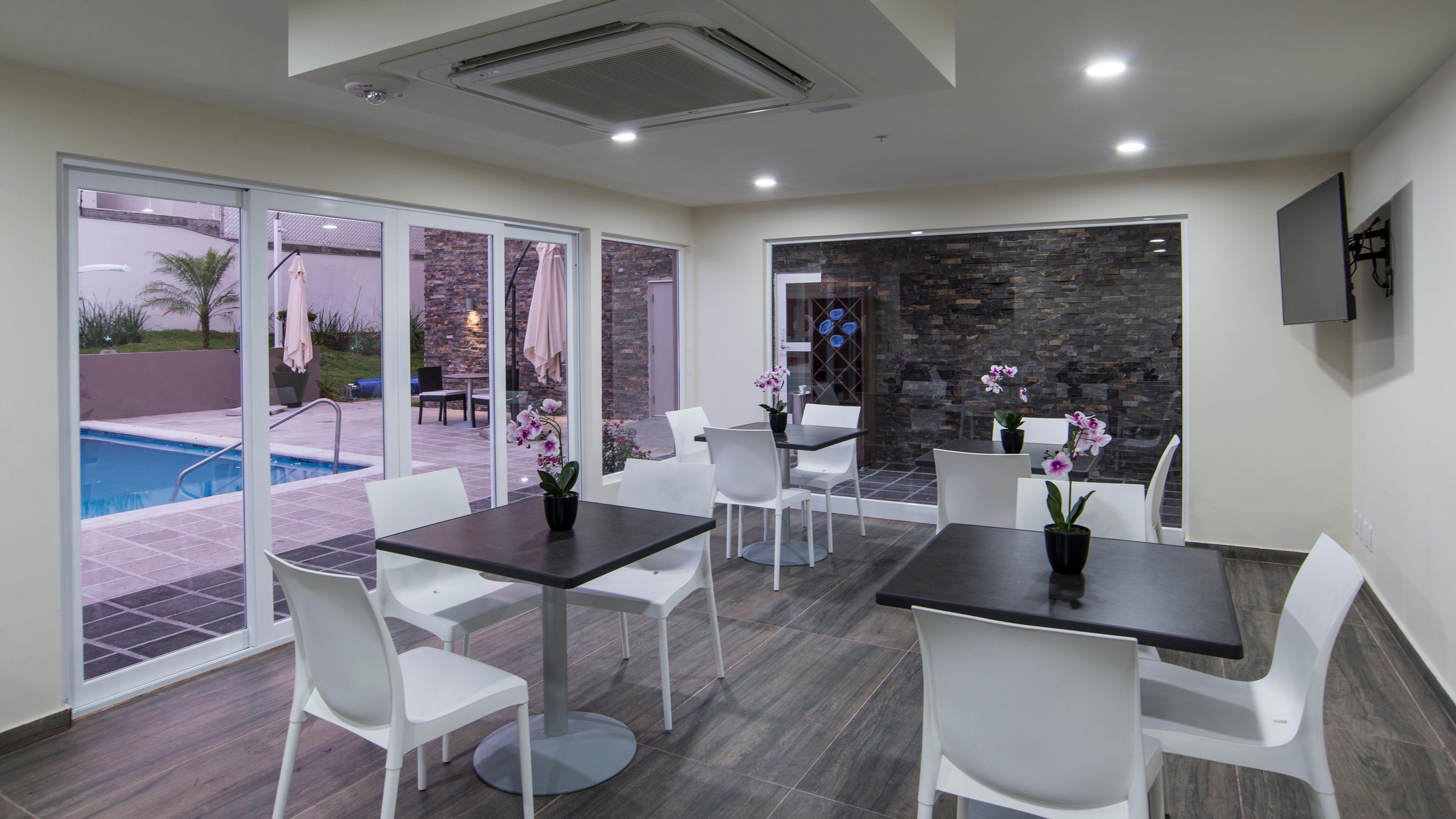 Candlewood Suites Celaya Celaya  Eksteriør billede